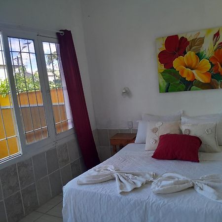 Hostel Damaris Puerto Iguazú Exteriér fotografie